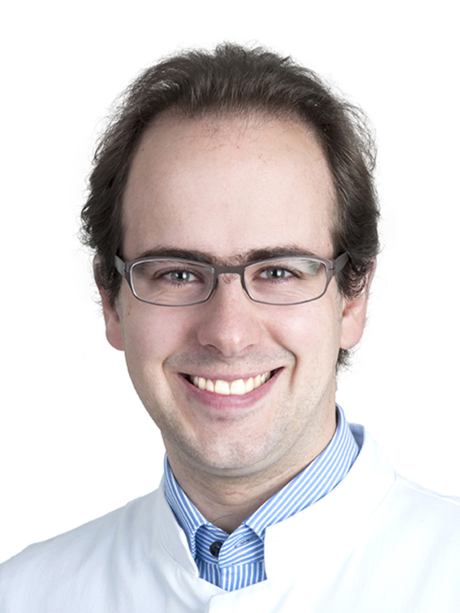 Rezensionen Für Augenklinik Des Uni-klinikums Erlangen Das Ärzteteam der Uni-Augenklinik des Saarlandes